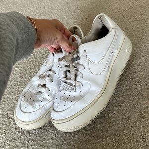 NIKE airforce 1s